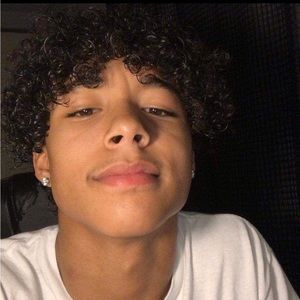 Meet your Posher, Manny